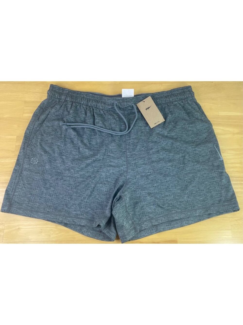 Nike Yoga Dri-Fit Gray Training Shorts FB7786-065 - Men’s Size 2XL - NWT $65.00